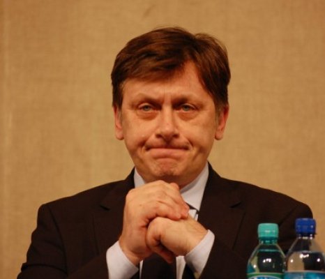 Antonescu: Luni, PNL ia o decizie privind candidatura lui Becali, eu, personal, sunt de acord
